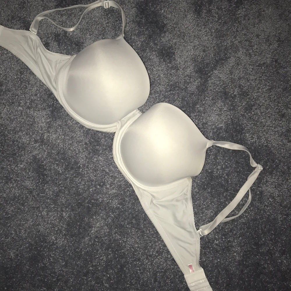 VS PINK white bra